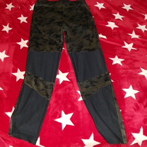 Therapy performance Camo leggings - Picture 3 of 4